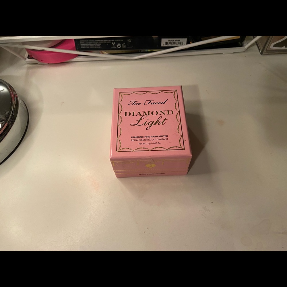 Too Faced Highlight